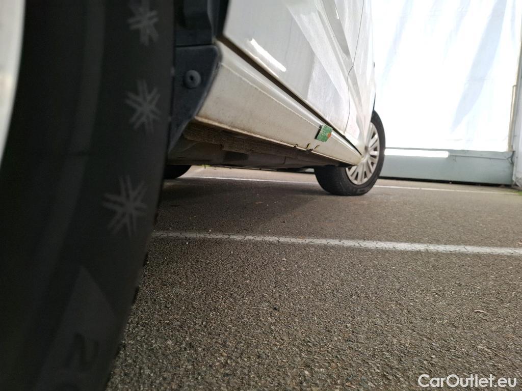  Volkswagen  Caddy VOLKSWAGEN  Cargo / 2020 / 4P / Fourgonnette 2.0 TDI 75ch Business #7