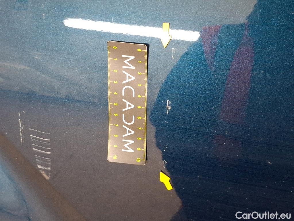  Toyota  C-HR TOYOTA  / 2016 / 5P / SUV 1.8 Hybride 122 Dynamic Business Beyond #104