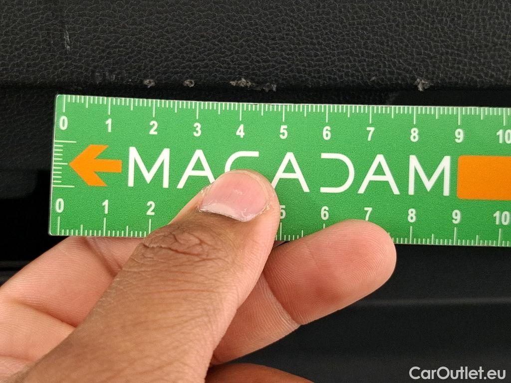  Volkswagen  Golf  / 2020 / 5P / Berline 2.0 TDI SCR 115 DSG7 LIFE  BUSINESS #18