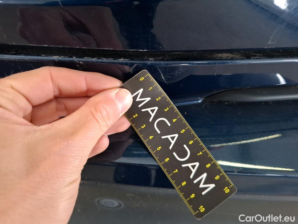  Toyota  C-HR TOYOTA  / 2016 / 5P / SUV 1.8 Hybride 122 Dynamic Business Beyond #76