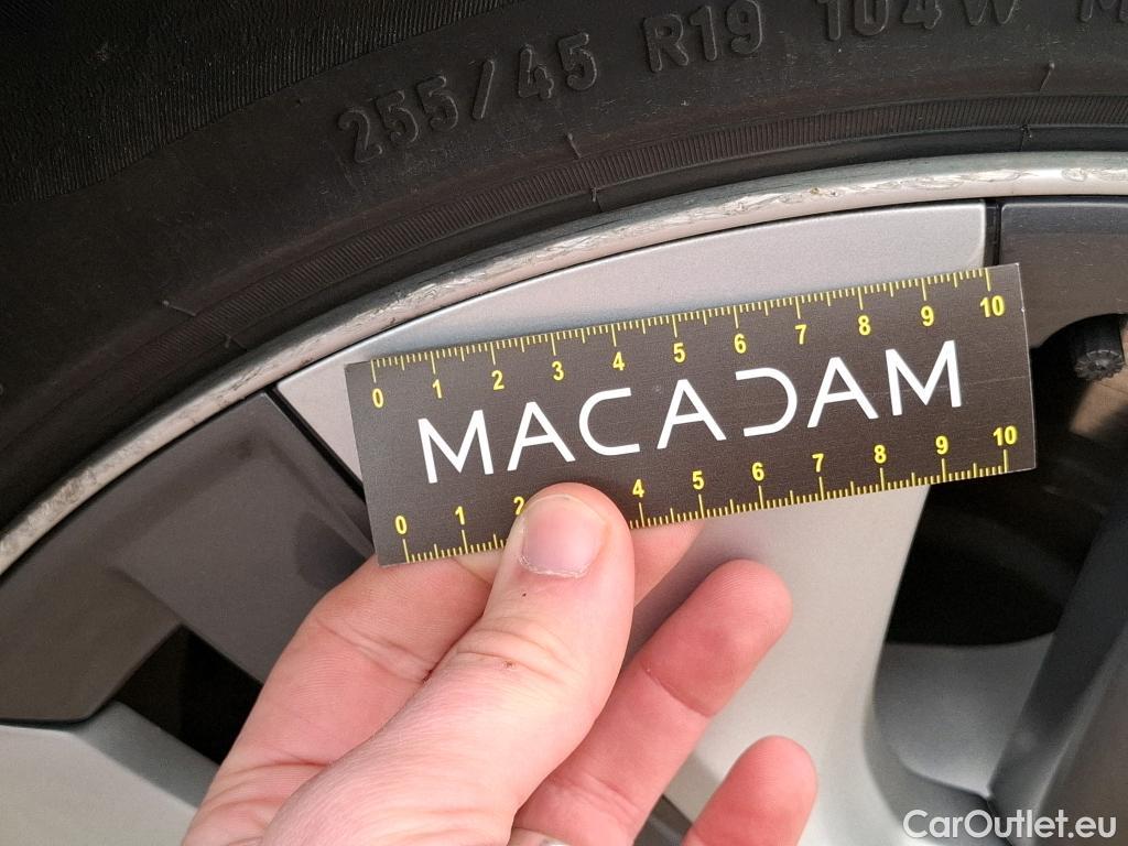  Tesla  Model Y TESLA  / 2020 / 5P / SUV Grand Autonomie Dual Motor AWD #21