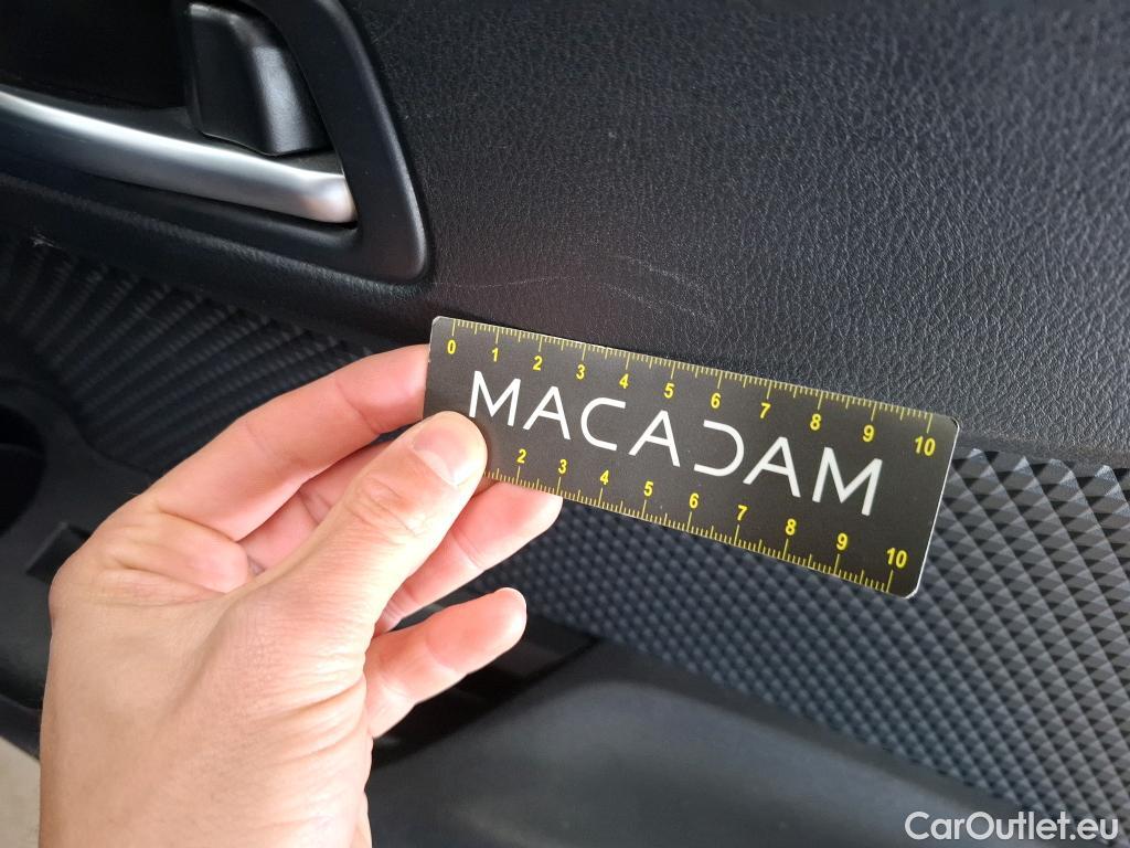  Toyota  C-HR TOYOTA  / 2016 / 5P / SUV 1.8 Hybride 122 Dynamic Business Beyond #51