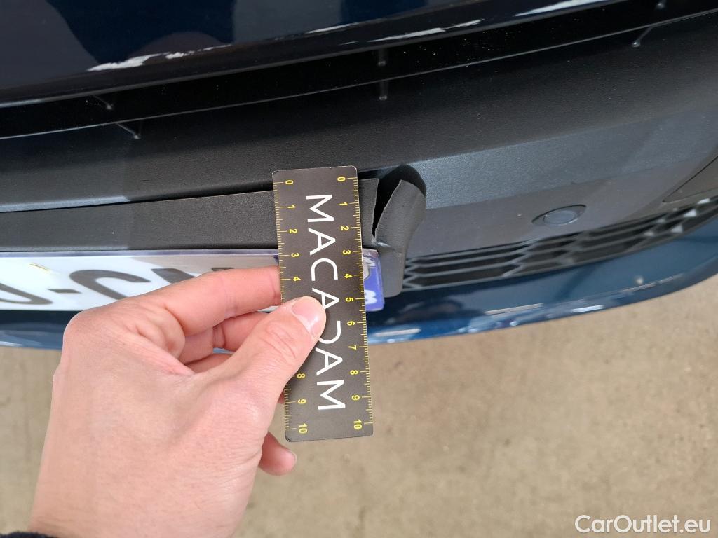  Toyota  C-HR TOYOTA  / 2016 / 5P / SUV 1.8 Hybride 122 Dynamic Business Beyond #28