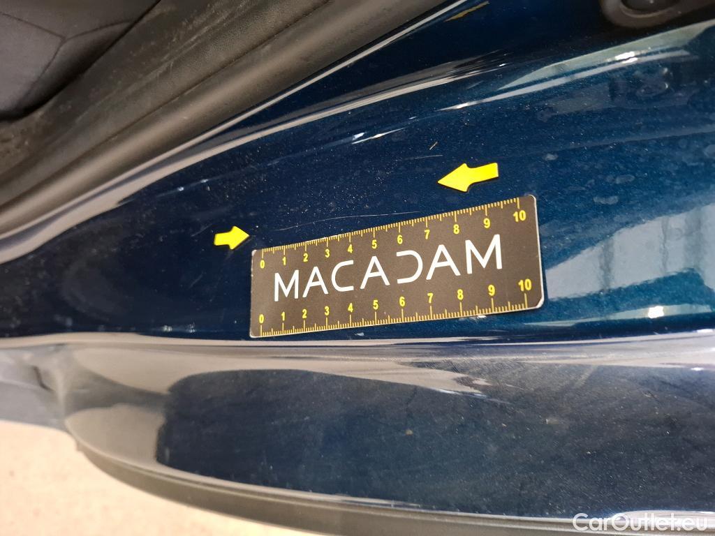  Toyota  C-HR TOYOTA  / 2016 / 5P / SUV 1.8 Hybride 122 Dynamic Business Beyond #74