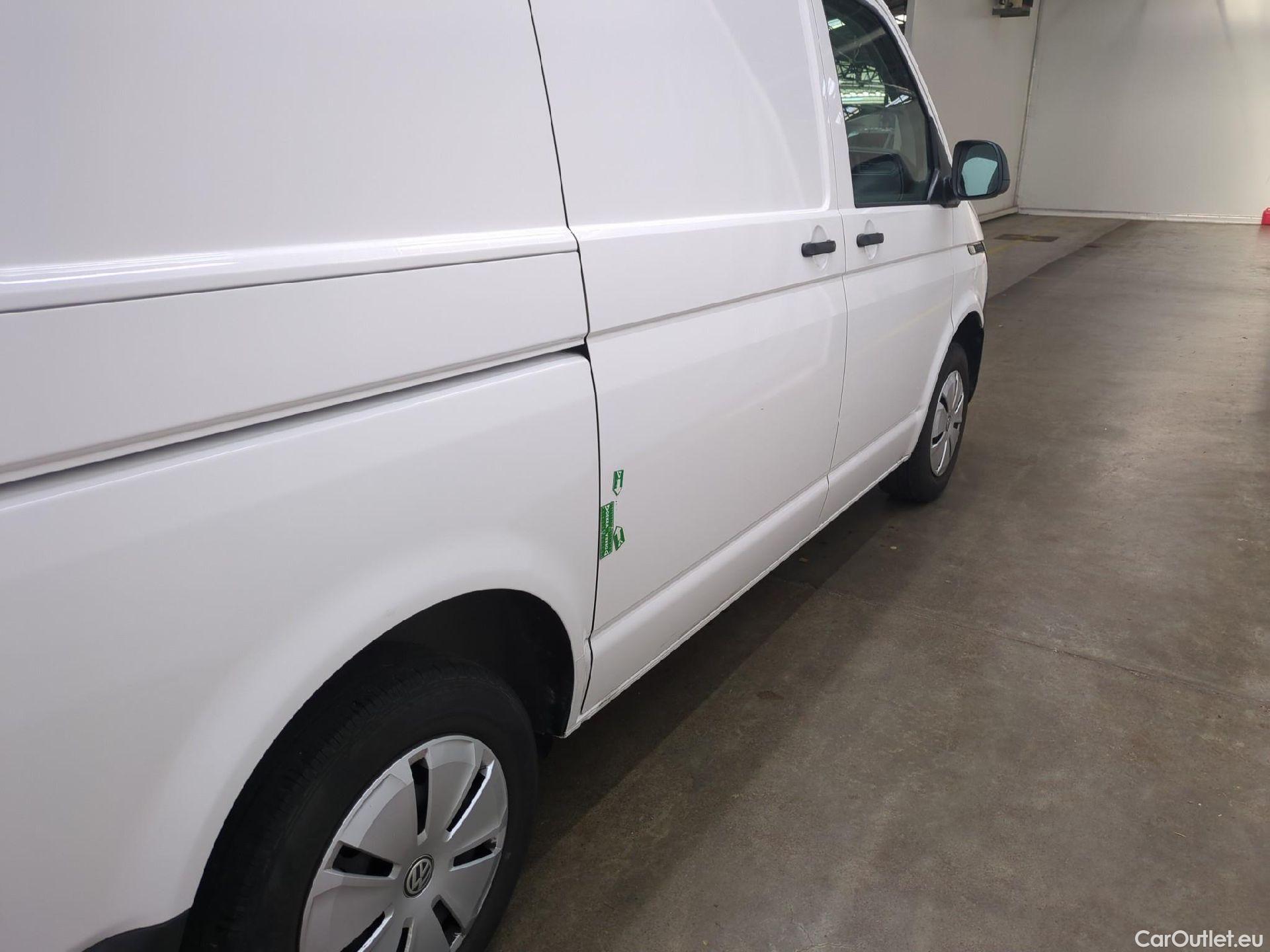  Volkswagen  Transporter VOLKSWAGEN  / 2019 / 4P / Fourgon tôlé 2.0 TDi 110 L1H1 Business #16