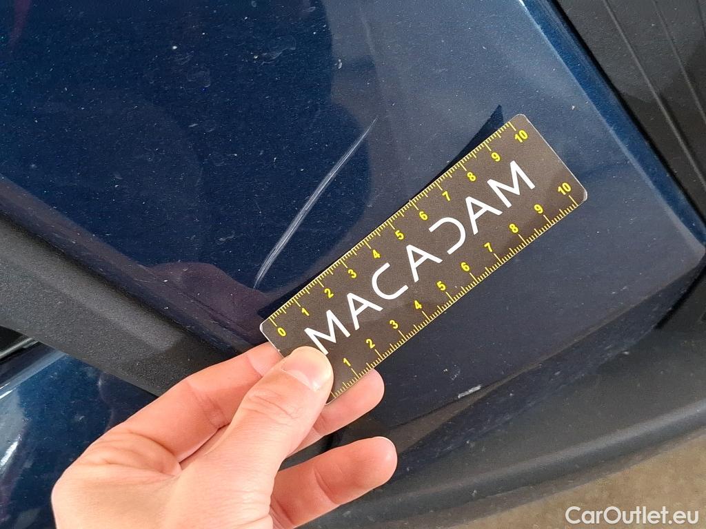  Toyota  C-HR TOYOTA  / 2016 / 5P / SUV 1.8 Hybride 122 Dynamic Business Beyond #18