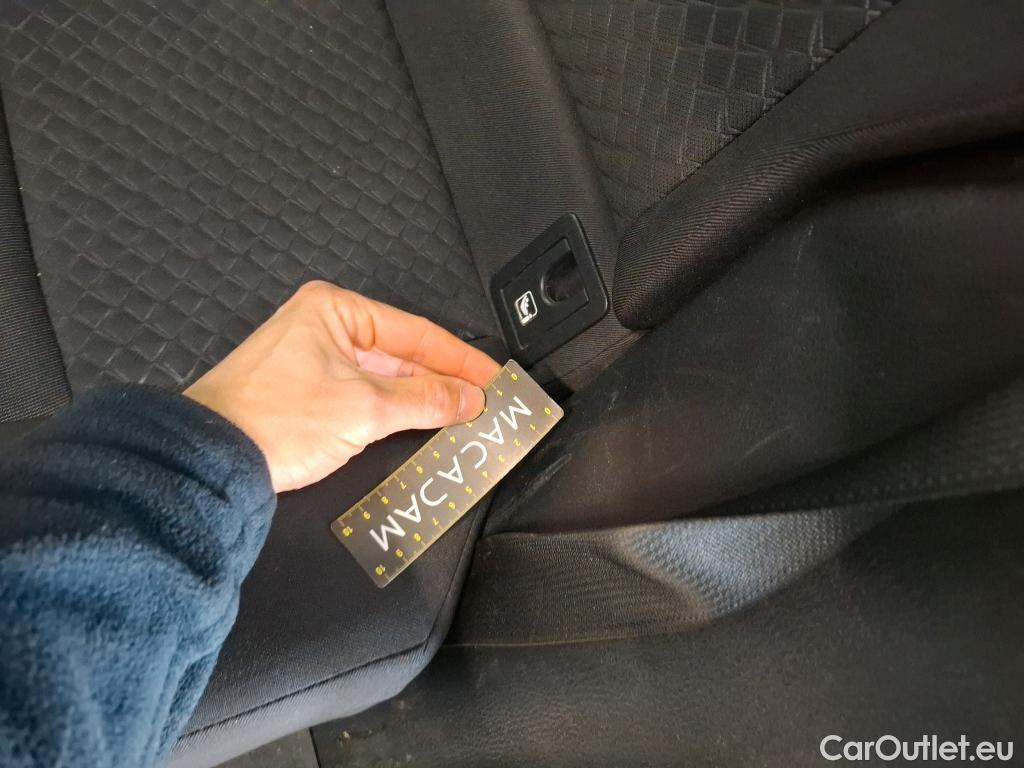  Toyota  C-HR TOYOTA  / 2016 / 5P / SUV 1.8 Hybride 122 Dynamic Business Beyond #49