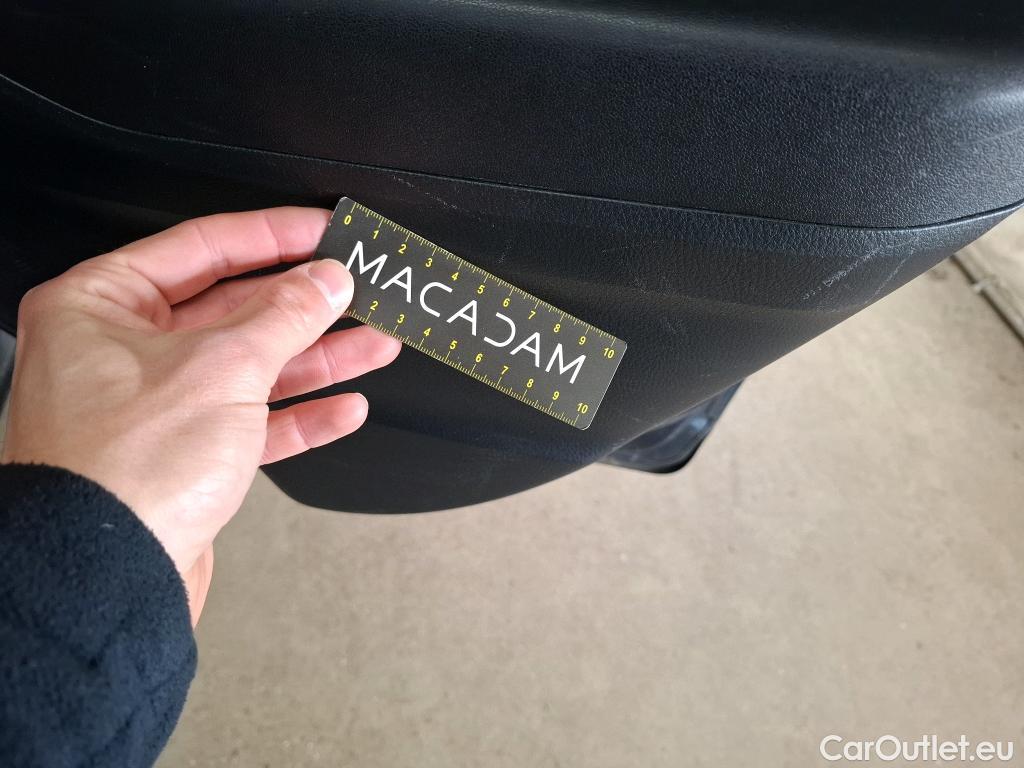  Toyota  C-HR TOYOTA  / 2016 / 5P / SUV 1.8 Hybride 122 Dynamic Business Beyond #52