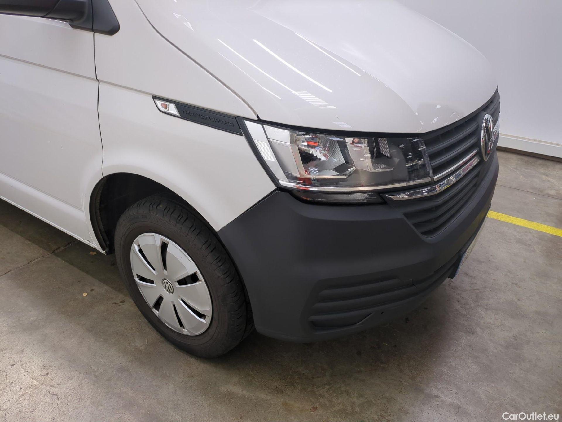  Volkswagen  Transporter VOLKSWAGEN  / 2019 / 4P / Fourgon tôlé 2.0 TDi 110 L1H1 Business #8
