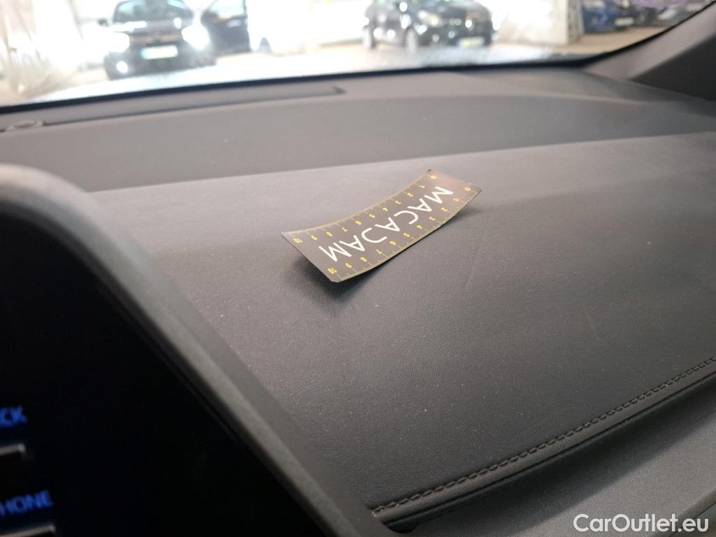  Toyota  C-HR TOYOTA  / 2016 / 5P / SUV 1.8 Hybride 122 Dynamic Business Beyond #71