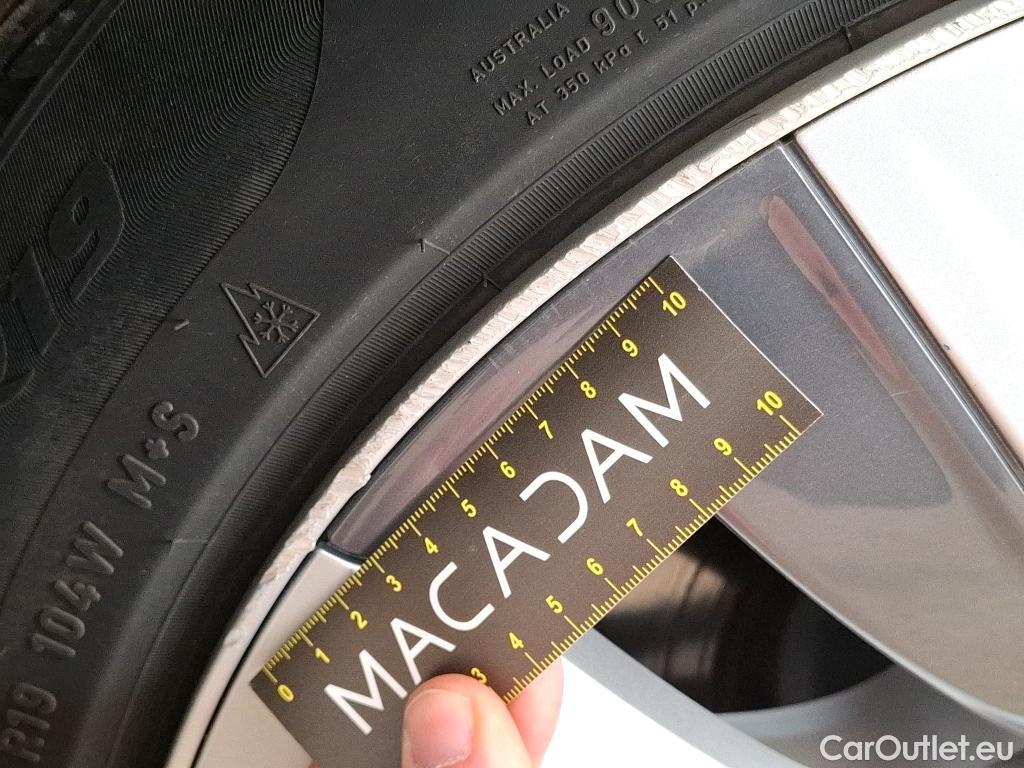  Tesla  Model Y TESLA  / 2020 / 5P / SUV Grand Autonomie Dual Motor AWD #6