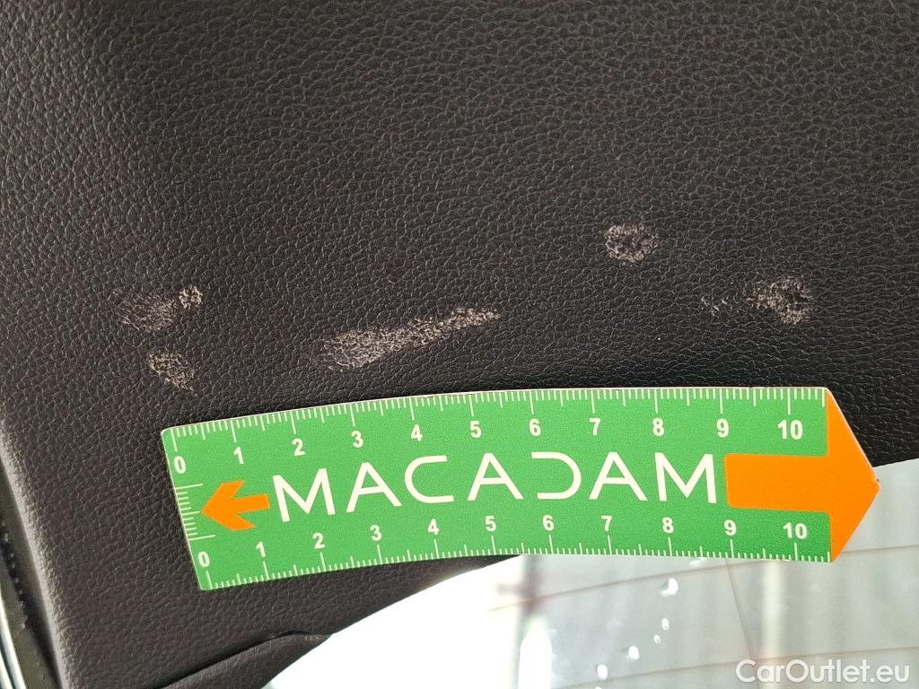  Volkswagen  Golf  / 2020 / 5P / Berline 2.0 TDI SCR 115 DSG7 LIFE  BUSINESS #21