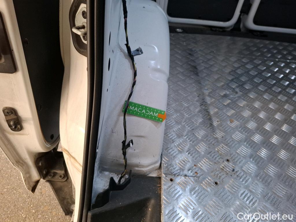  Volkswagen  Caddy VOLKSWAGEN  Cargo / 2020 / 4P / Fourgonnette 2.0 TDI 75ch Business #13