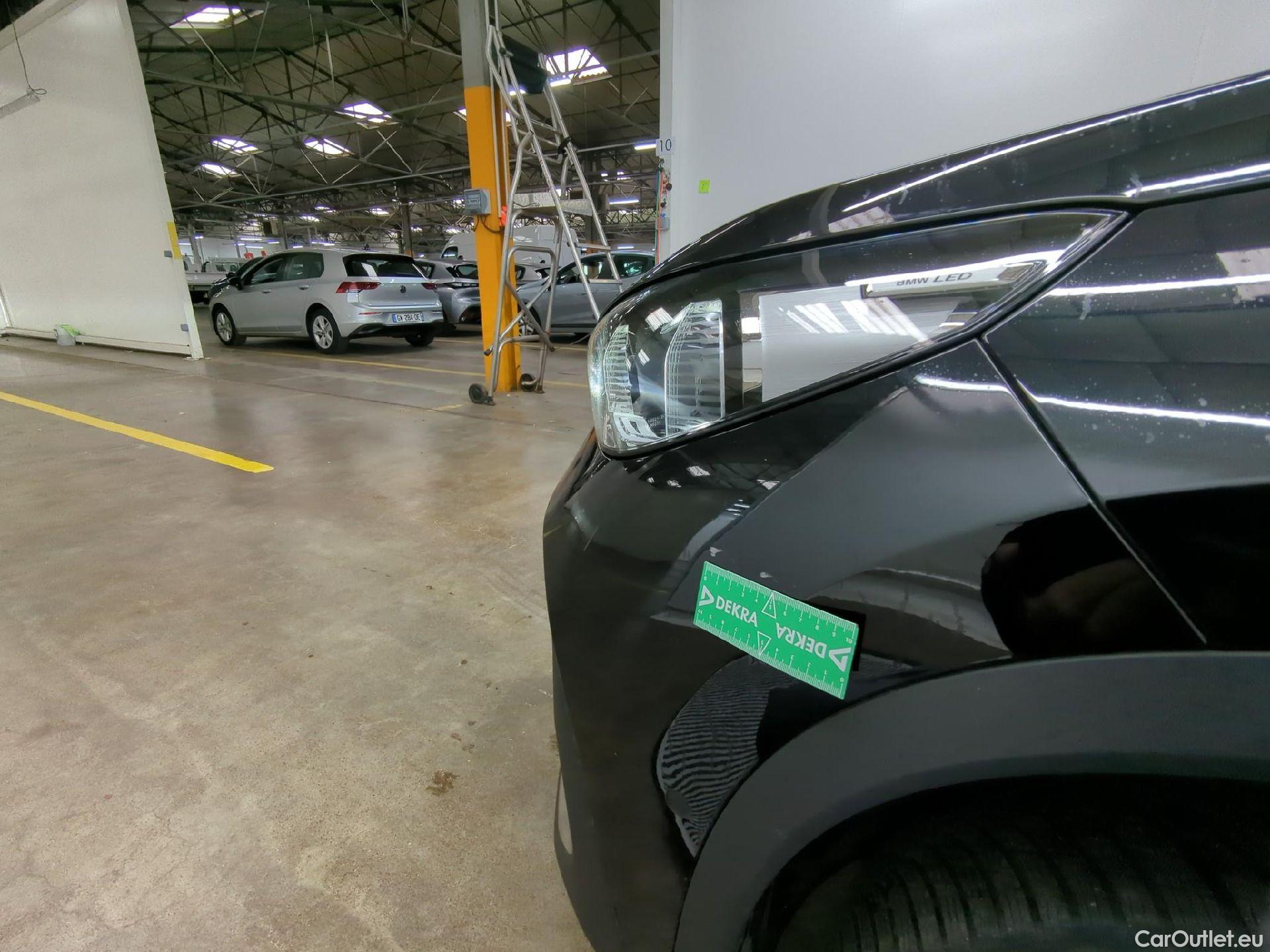  Bmw  X1 BMW  / 2022 / 5P / SUV sDrive18d Business Design DKG7 #9