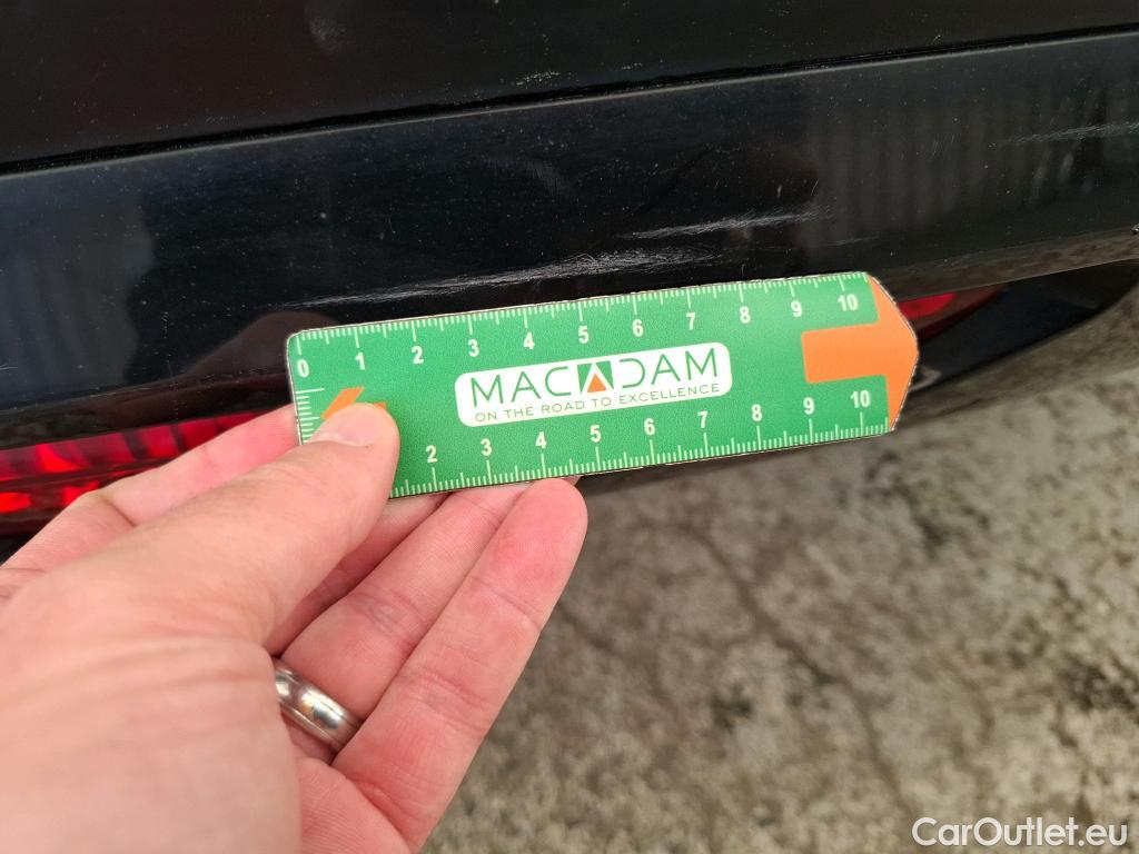  Citroen  C4  Berline Shine 1.5 BlueHDI 130CV BVA8 E6d #16