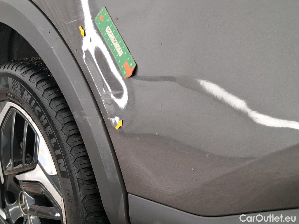  Citroen  C4  Berline Shine 1.5 BlueHDI 130CV BVA8 E6d #2