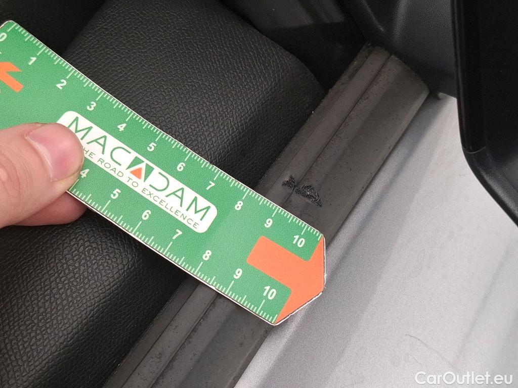  Citroen  C4  Berline Feel 1.2 PureTech 130CV BVM6 E6d #21