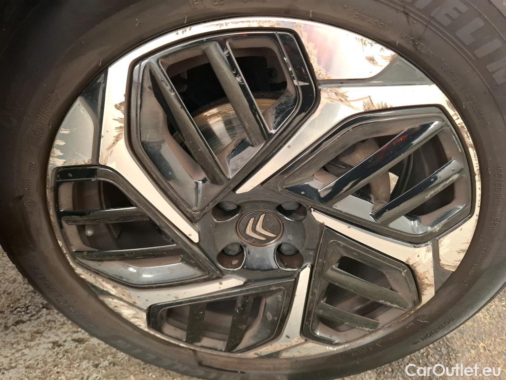  Citroen  C4  Berline Shine 1.5 BlueHDI 130CV BVA8 E6d #37