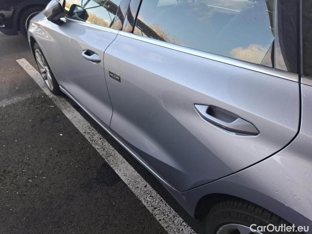  Audi  A3 AUDI  Sportback / 2020 / 5P / Berline 40 TFSI e 204 S Tronic Business Line #68