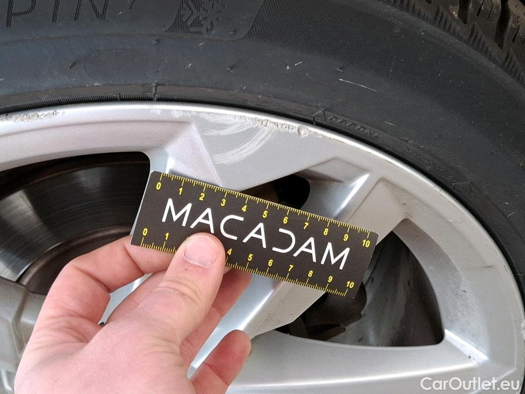  Audi  A3 AUDI  Sportback / 2020 / 5P / Berline 40 TFSI e 204 S Tronic Business Line #35