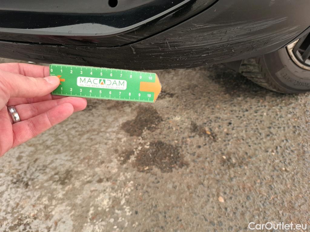  Citroen  C4  Berline Shine 1.5 BlueHDI 130CV BVA8 E6d #48