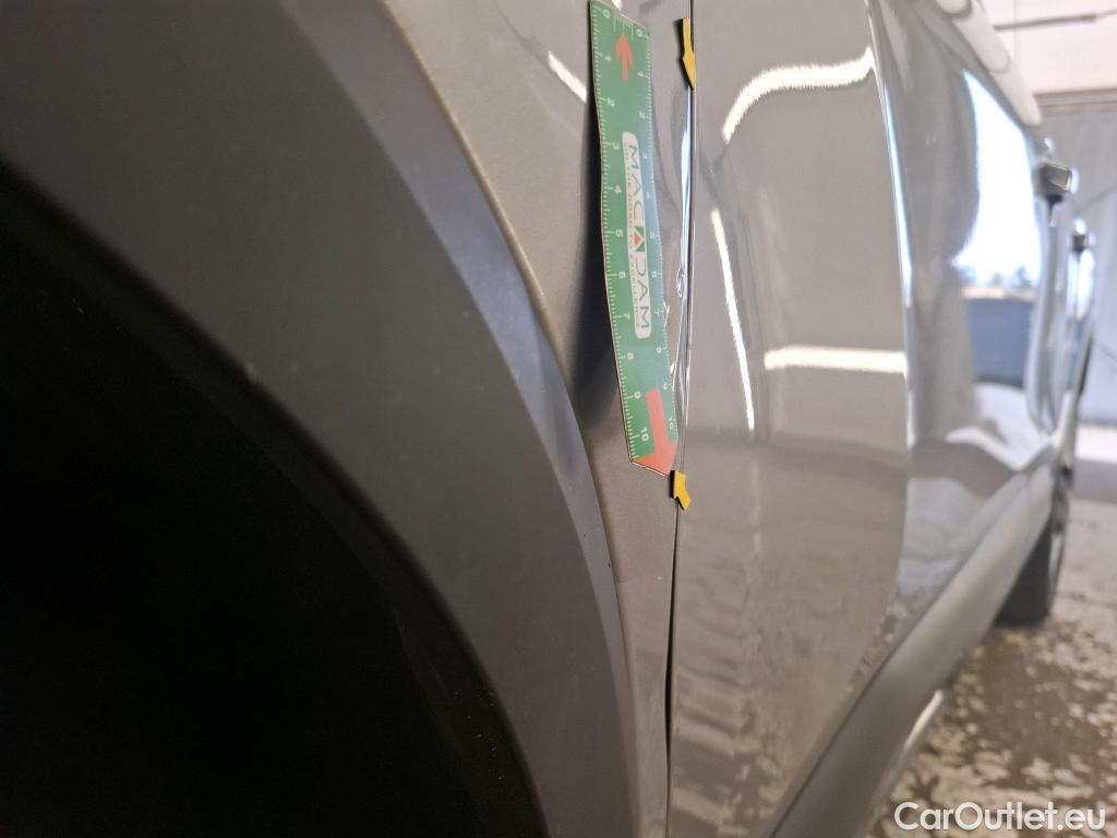  Citroen  C4  Berline Feel 1.2 PureTech 130CV BVM6 E6d #3