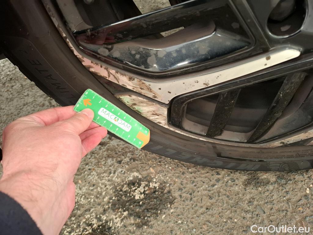  Citroen  C4  Berline Shine 1.5 BlueHDI 130CV BVA8 E6d #38