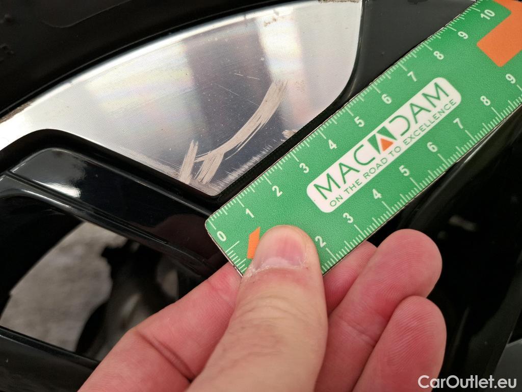  Citroen  C4  Berline Shine 1.5 BlueHDI 130CV BVA8 E6d #33