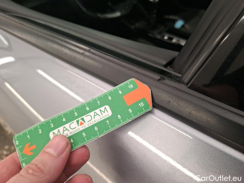  Citroen  C4  Berline Feel 1.2 PureTech 130CV BVM6 E6d #18