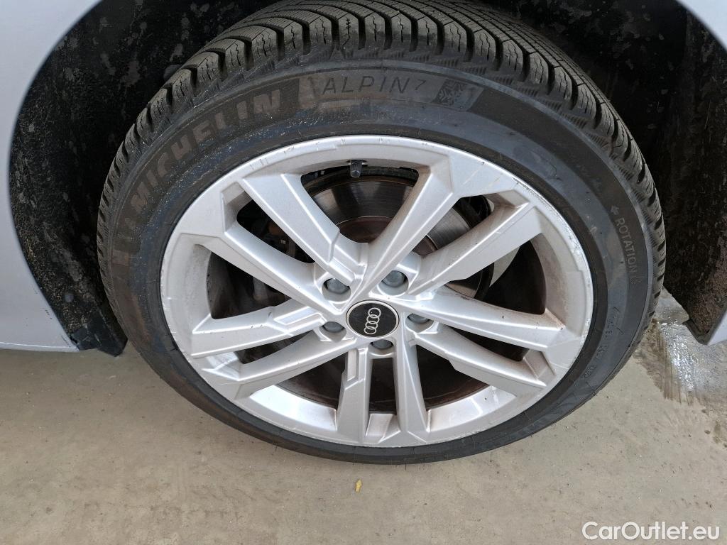  Audi  A3 AUDI  Sportback / 2020 / 5P / Berline 40 TFSI e 204 S Tronic Business Line #41