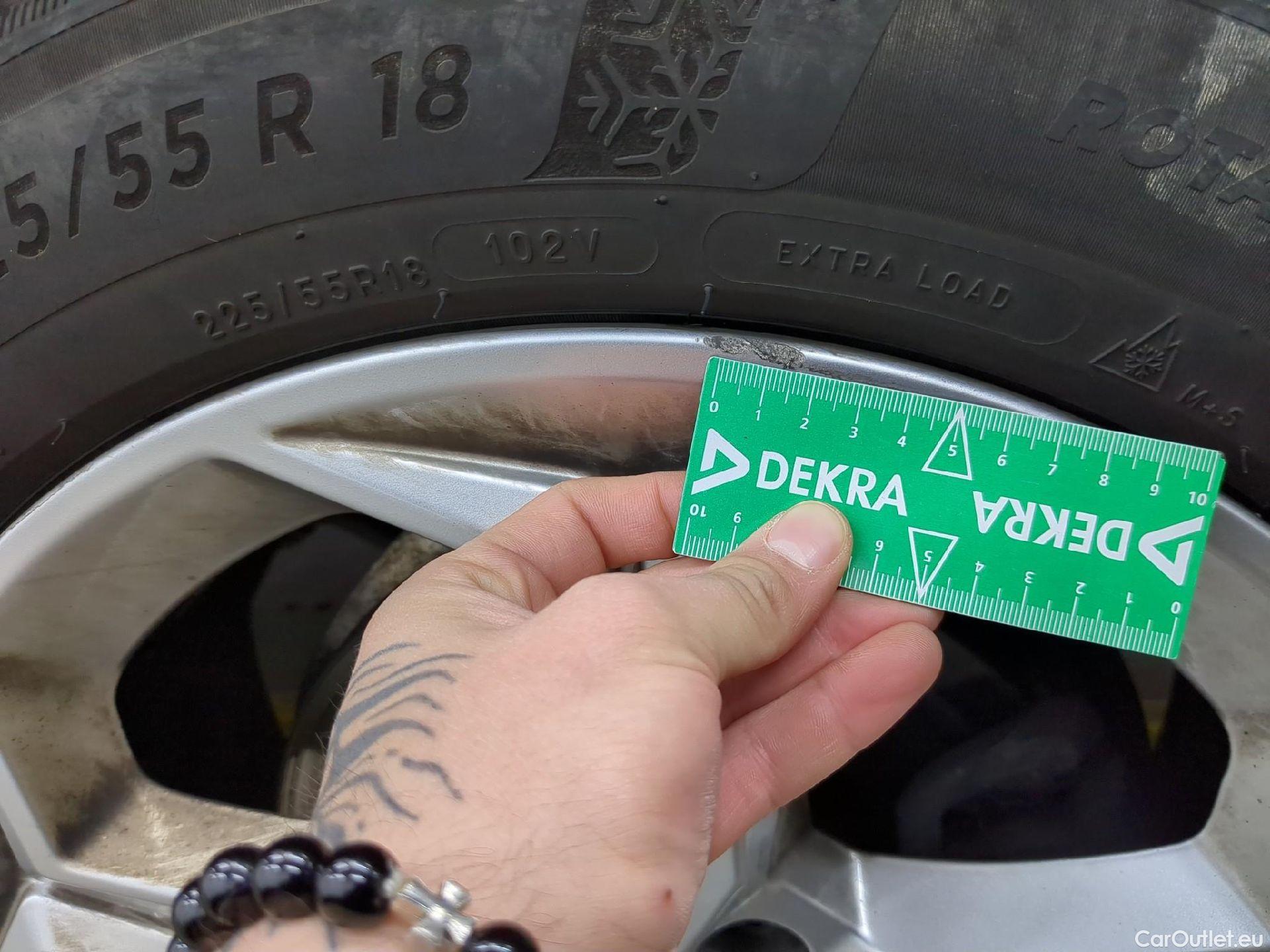  Bmw  X1 BMW  / 2022 / 5P / SUV sDrive18d Business Design DKG7 #3