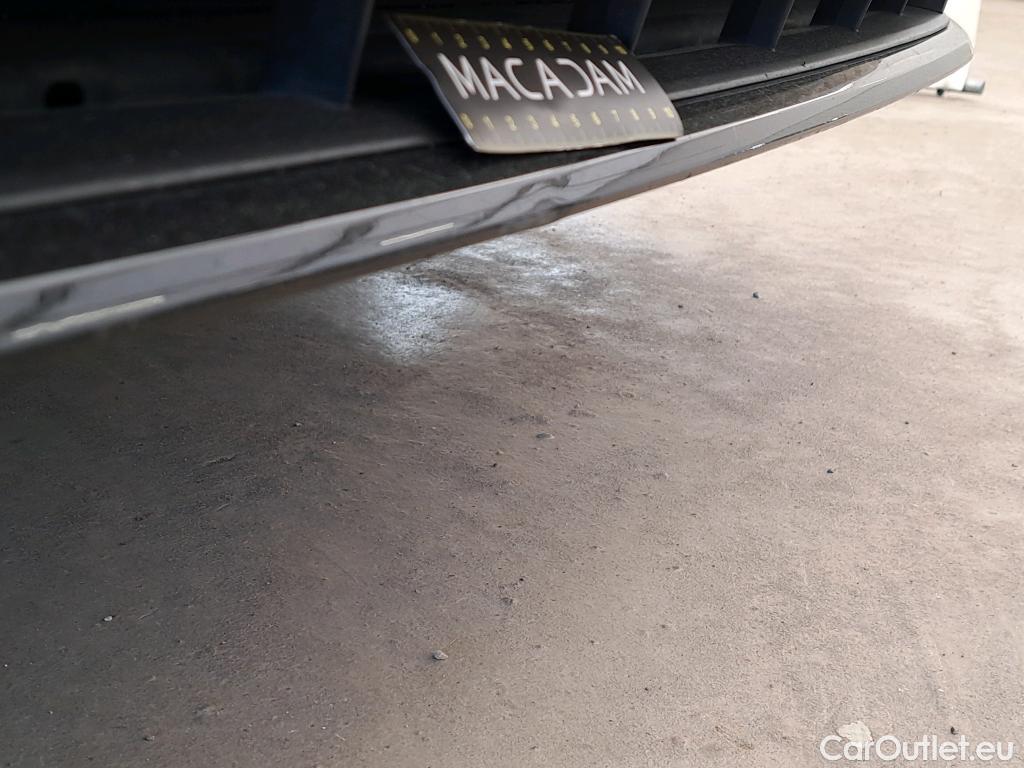  Audi  A3  Berline 35 TDI S Line 2.0 TDI 150CV BVA7 E6d #12