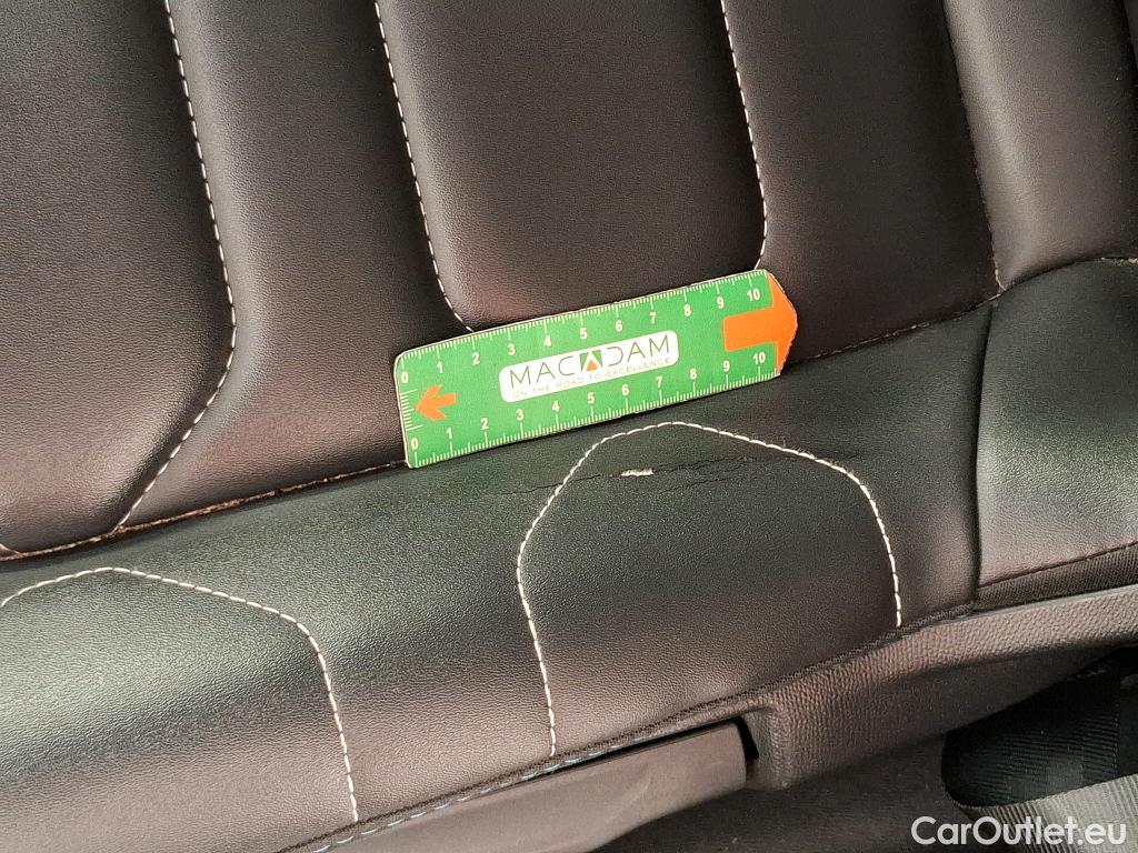  Citroen  C4  Berline Shine 1.5 BlueHDI 130CV BVA8 E6d #14