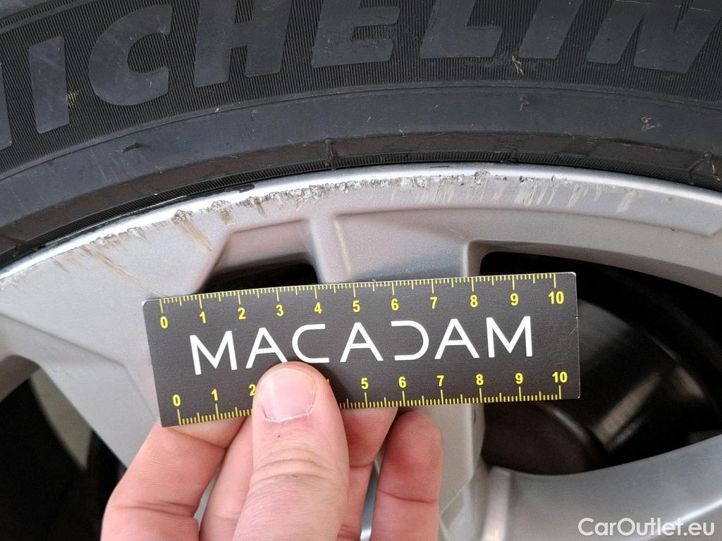  Audi  A3 AUDI  Sportback / 2020 / 5P / Berline 40 TFSI e 204 S Tronic Business Line #33