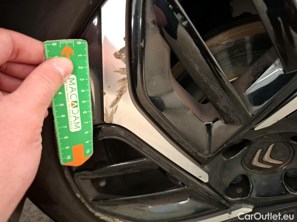  Citroen  C4  Berline Shine 1.5 BlueHDI 130CV BVA8 E6d #39