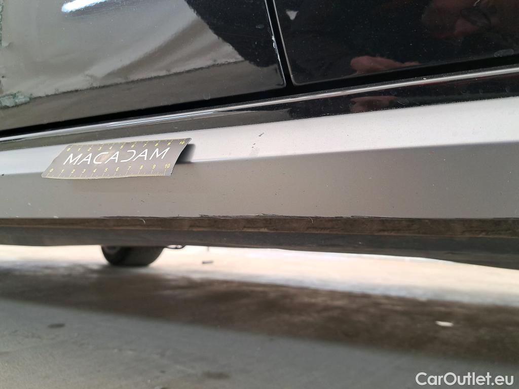  Audi  A3  Berline 35 TDI S Line 2.0 TDI 150CV BVA7 E6d #19