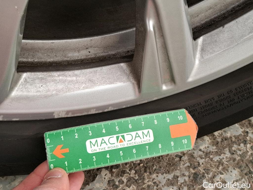  Audi  A4  Berline 30 TDI Business line 2.0 TDI 135CV BVA7 E6d #28