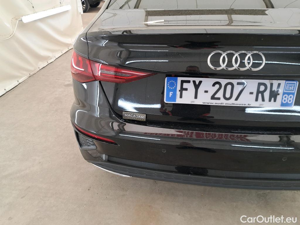  Audi  A3  Berline 35 TDI S Line 2.0 TDI 150CV BVA7 E6d #60