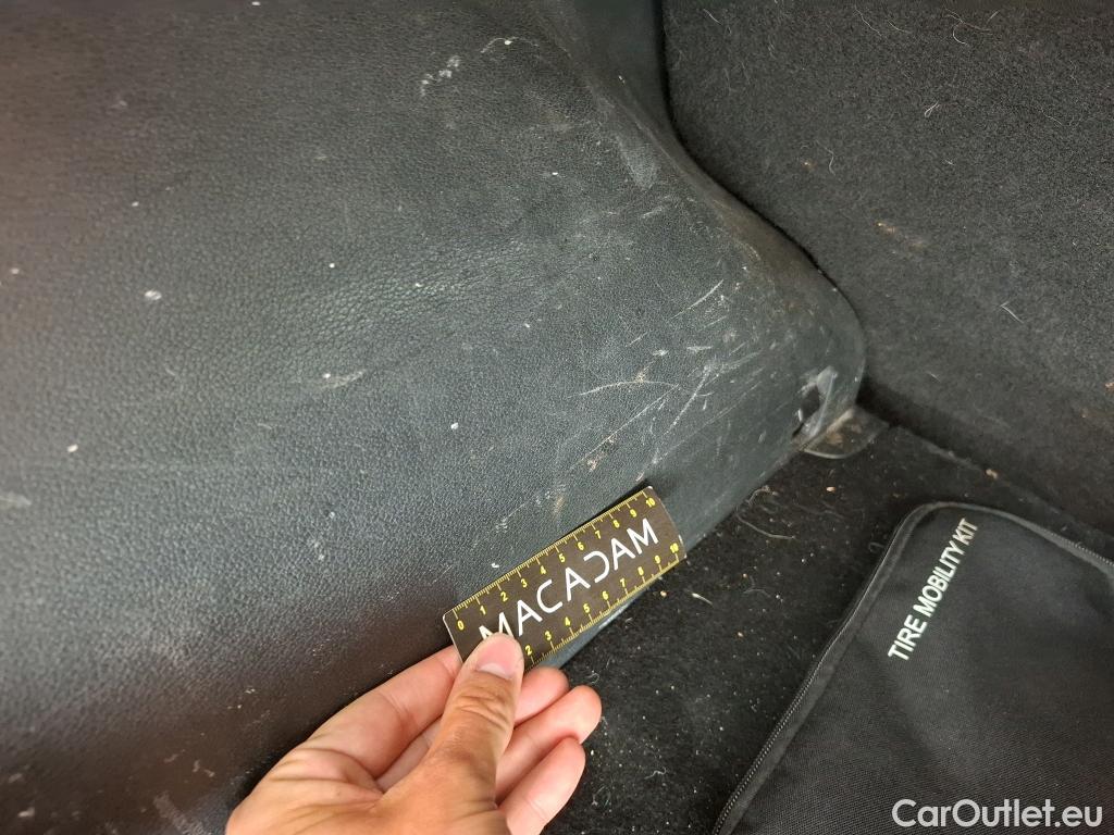  KIA  Sportage KIA  / 2021 / 5P / SUV 1.6 T-GDI 265 PHEV AUTO 4WD ACTIVE BUSIN #19