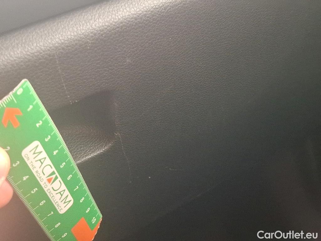  Hyundai  i30  Business 1.6 CRDi 115CV BVA7 E6d #41