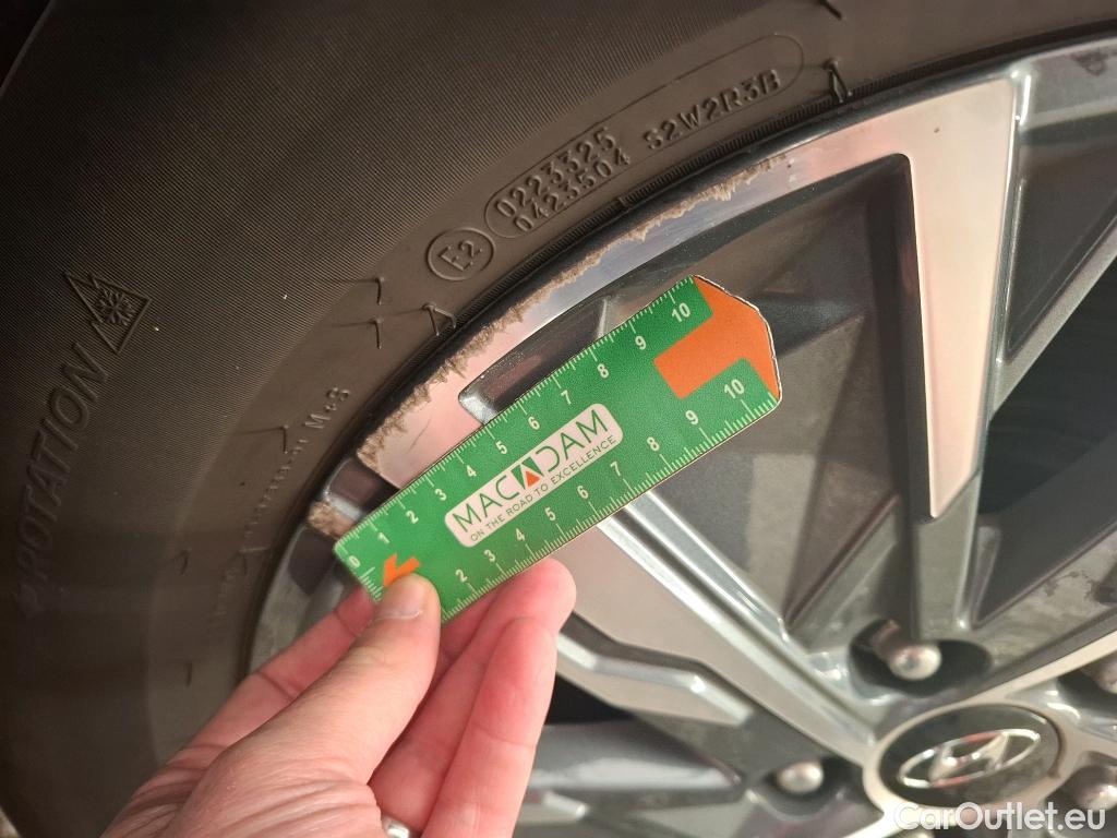  Hyundai  Tucson  Business Mild-Hybrid 2WD 1.6 CRDI 135CV BVA7 E6d #17