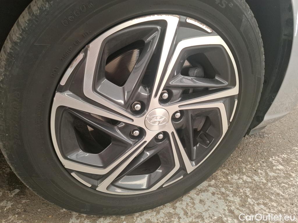  Hyundai  i30  Business 1.6 CRDi 115CV BVA7 E6d #2