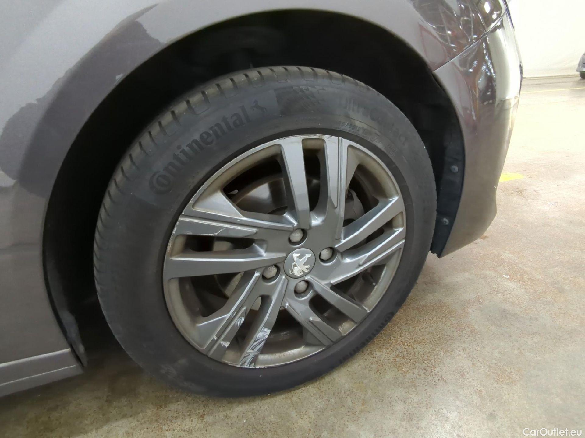  Peugeot  208  Style 1.2 PureTech 100CV BVM6 E6d #20