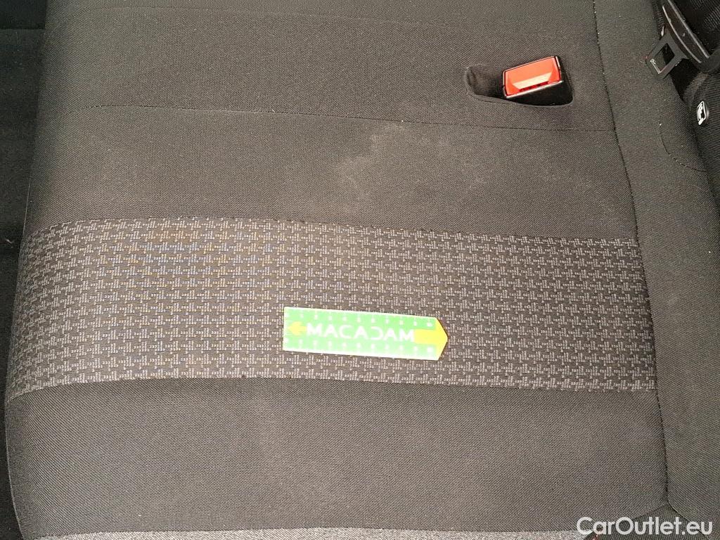  Peugeot  3008  Active Pack 1.5 HDi 130CV BVA8 E6d #21