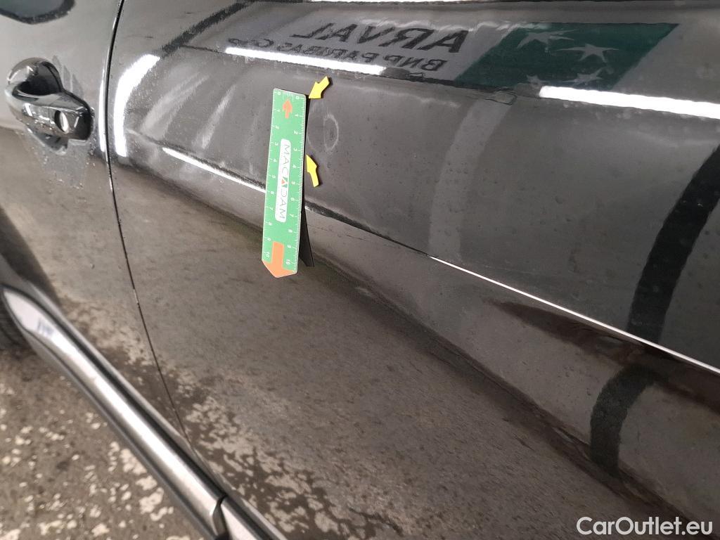  Peugeot  3008  Allure Pack 1.5 HDi 130CV BVA8 E6d #2