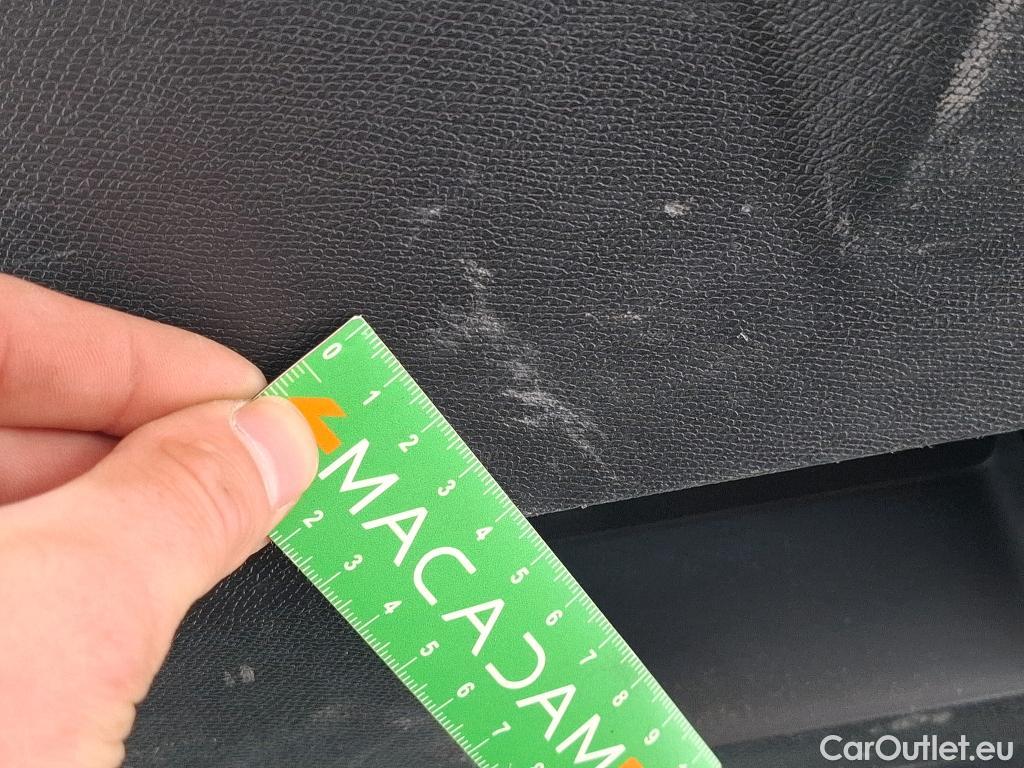  Peugeot  3008  Active Pack 1.5 HDi 130CV BVA8 E6d #13