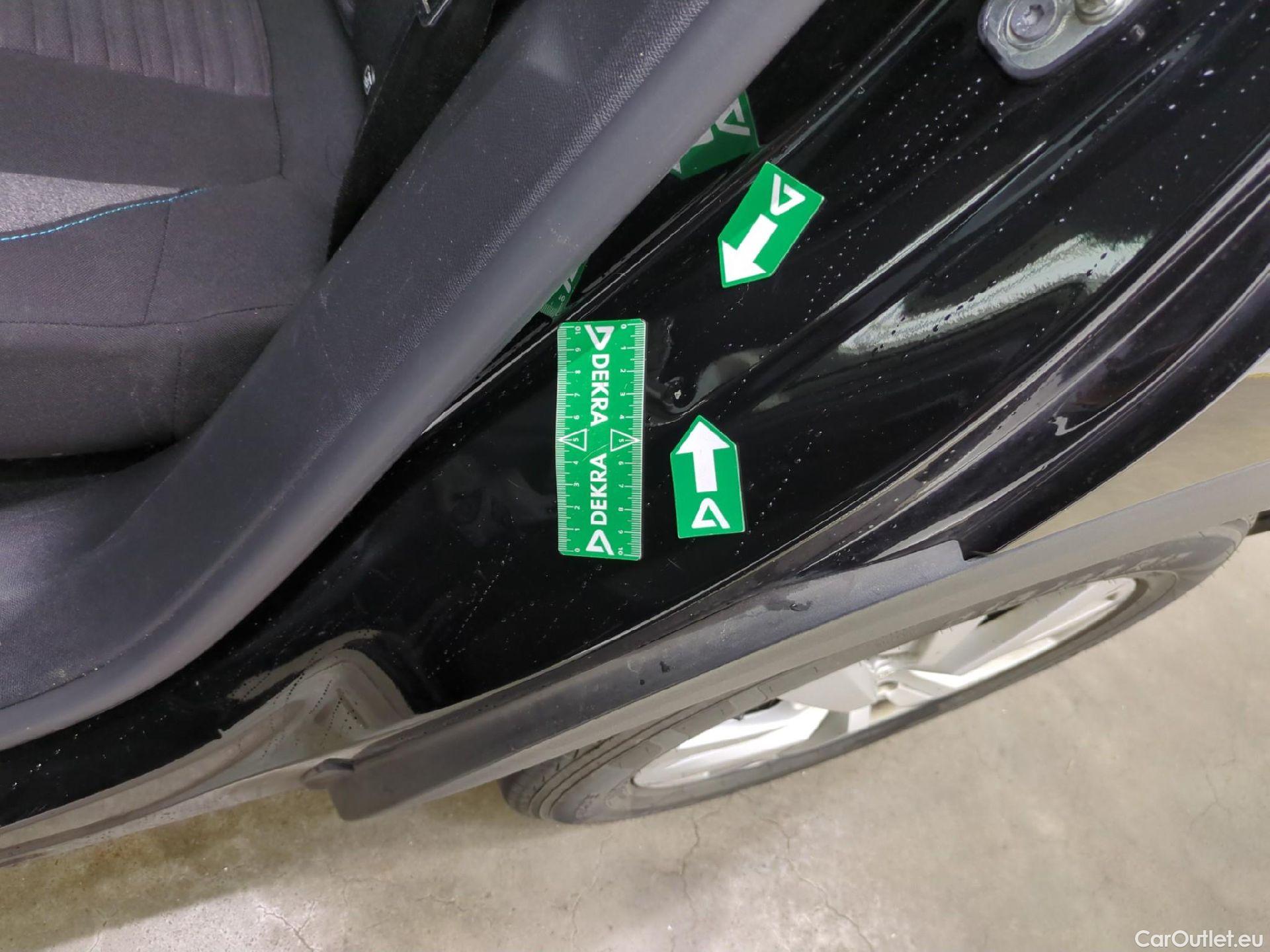  Peugeot  3008  II Style 1.2 PureTech 130CV BVA8 E6d #9