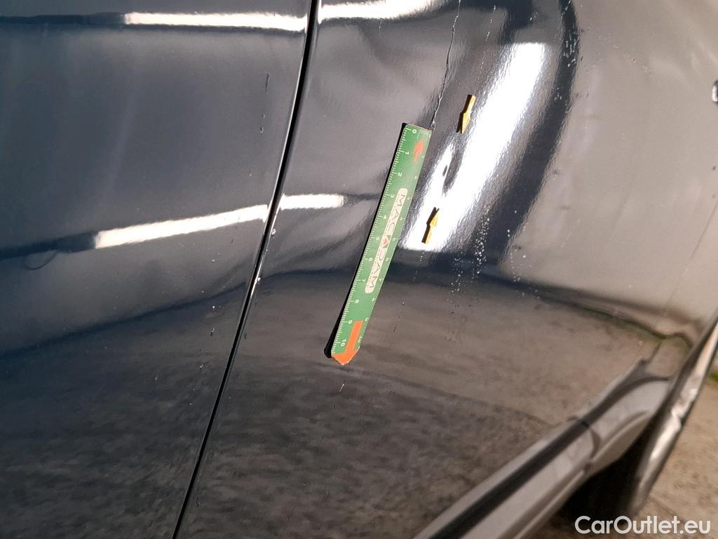  Peugeot  3008  Active Pack 1.2 PureTech 130CV BVA8 E6d #28