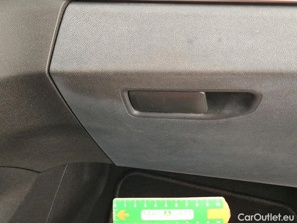  Peugeot  3008  Active Pack 1.2 PureTech 130CV BVA8 E6d #35