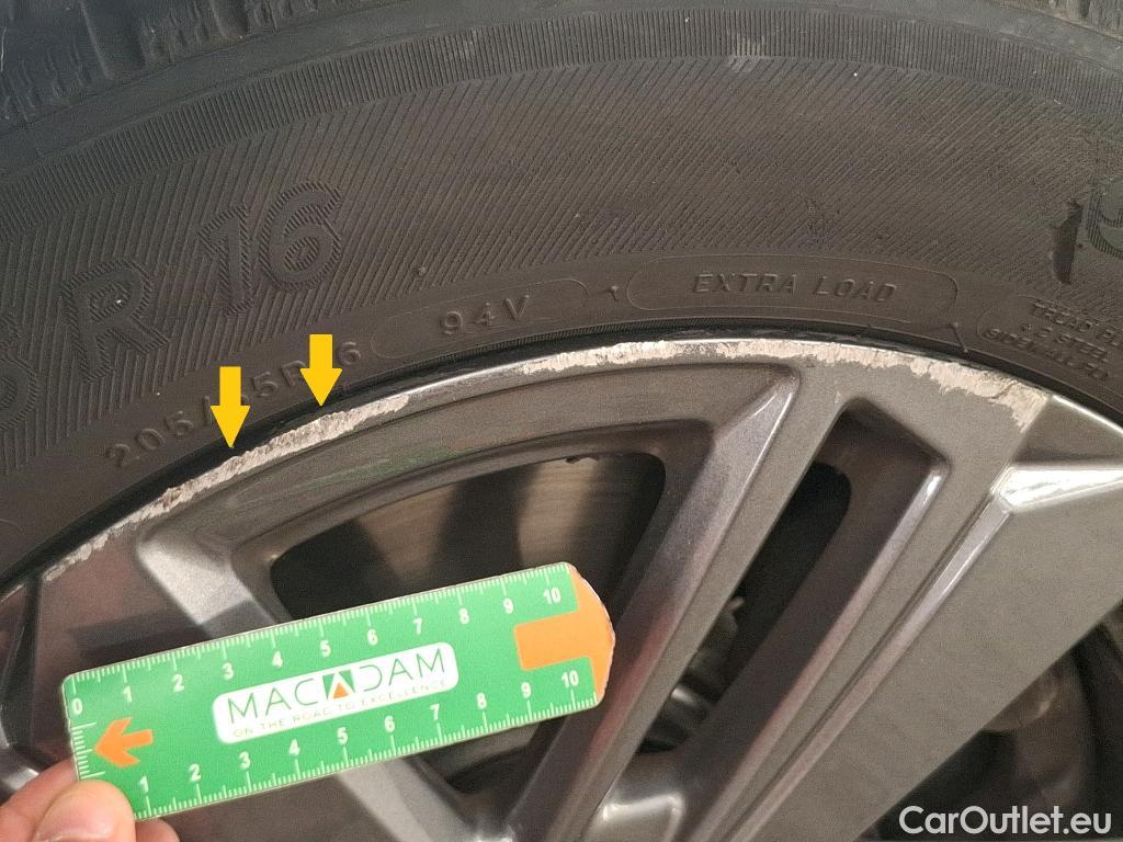  Peugeot  308  Active Pack 1.5 HDi 130CV BVA8 E6d #29